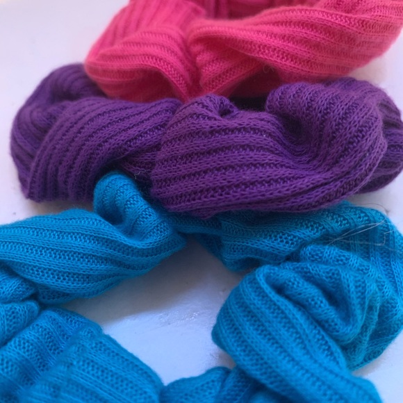 Scrunchies - Picture 3 of 4